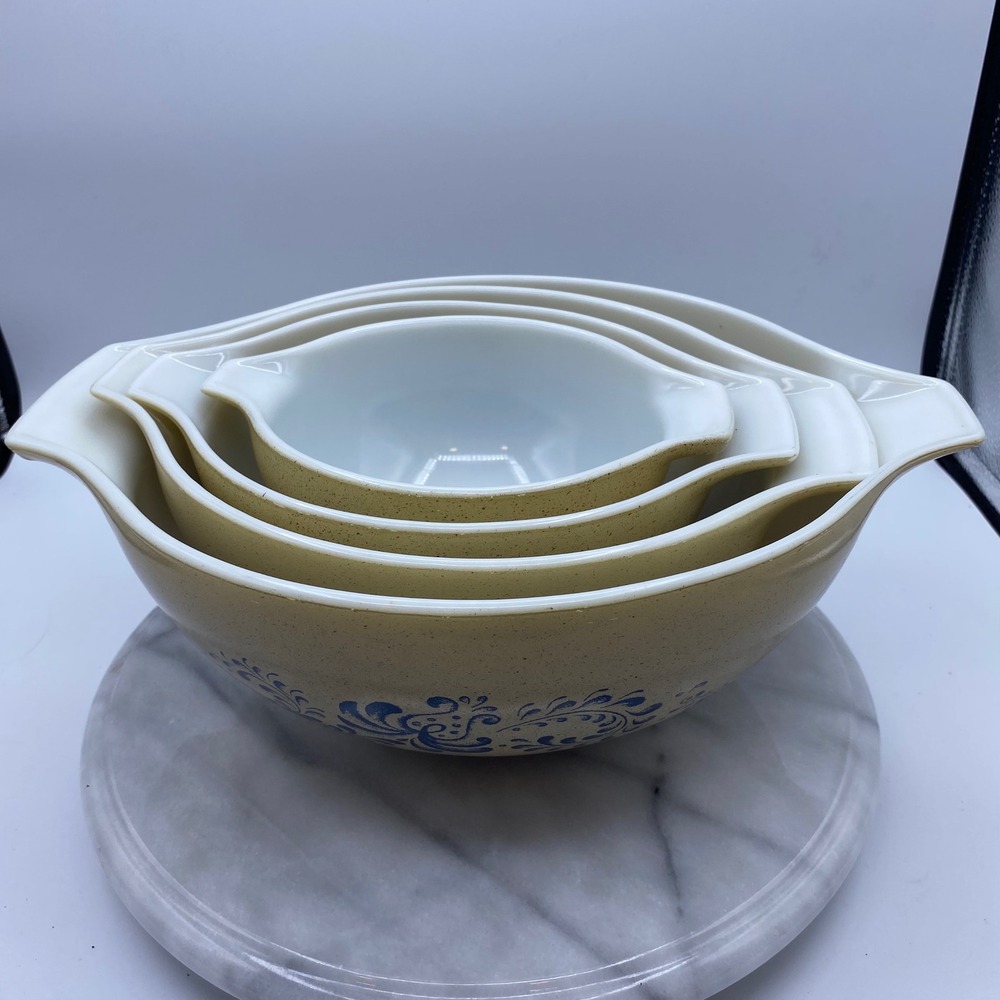 Pyrex Vintage Cinderella Nesting Mixing Bowl Set Blue Onion Speckled Tan 4pc - Picture 4 of 11